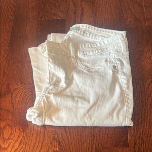 Abercrombie & Fitch Women's Cream Skinny Jeans